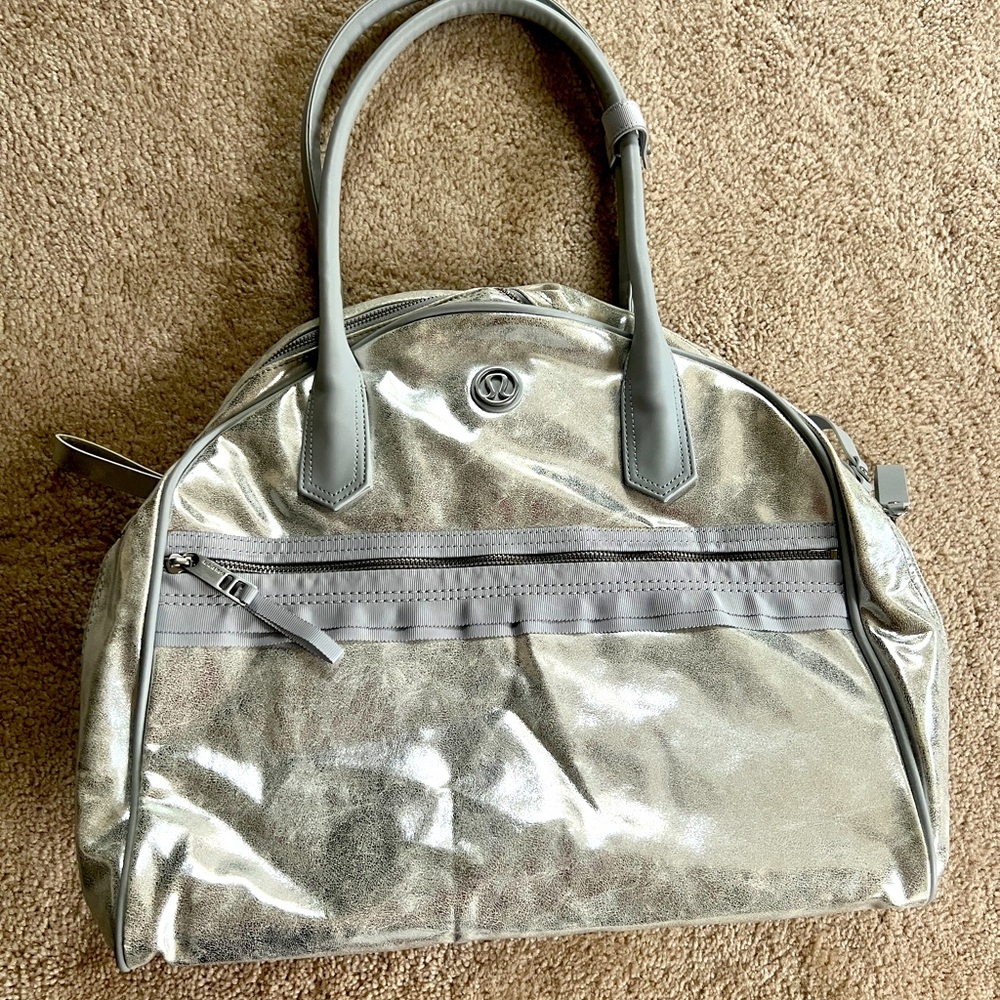 RARE Lululemon Silver Gym Bowling bag